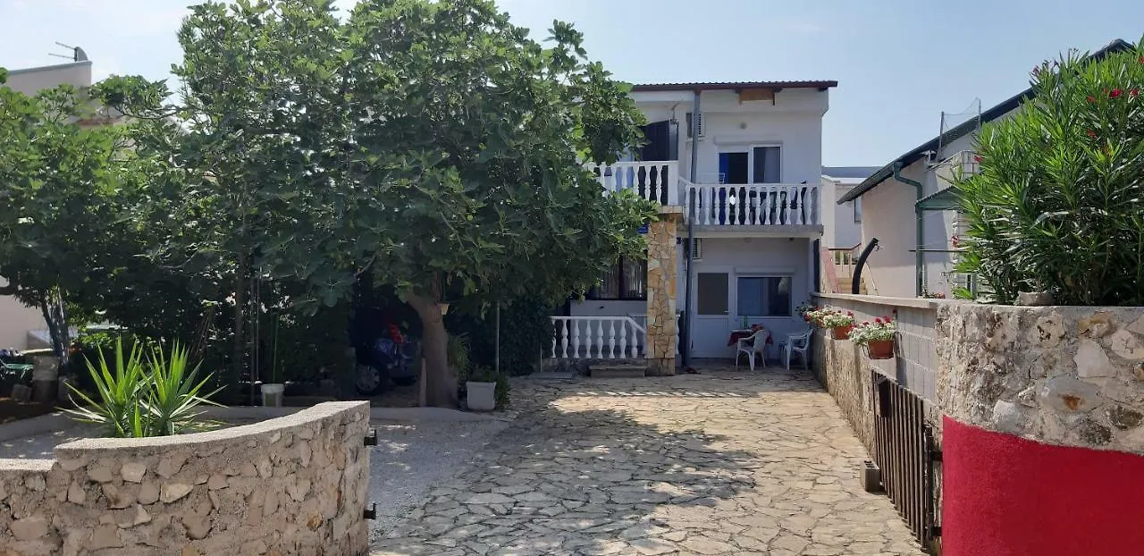 Apartments Max Vir Horvátország