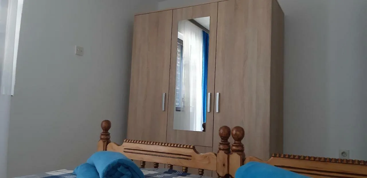 Apartments Max Vir Horvátország